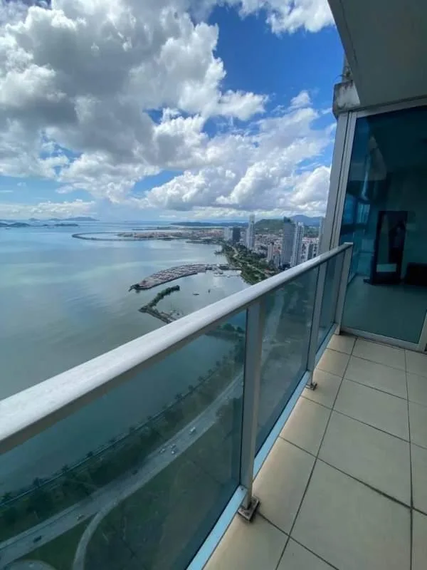 Apartamento en Waters Avenida Balboa en alquiler — 4
