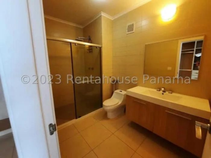 Apartamento en white tower de 2 habitaciones en alquiler — 5