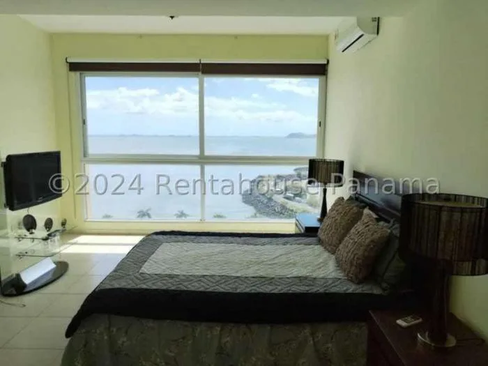 Vista marina Avenida Balboa 1 habitacion — 2