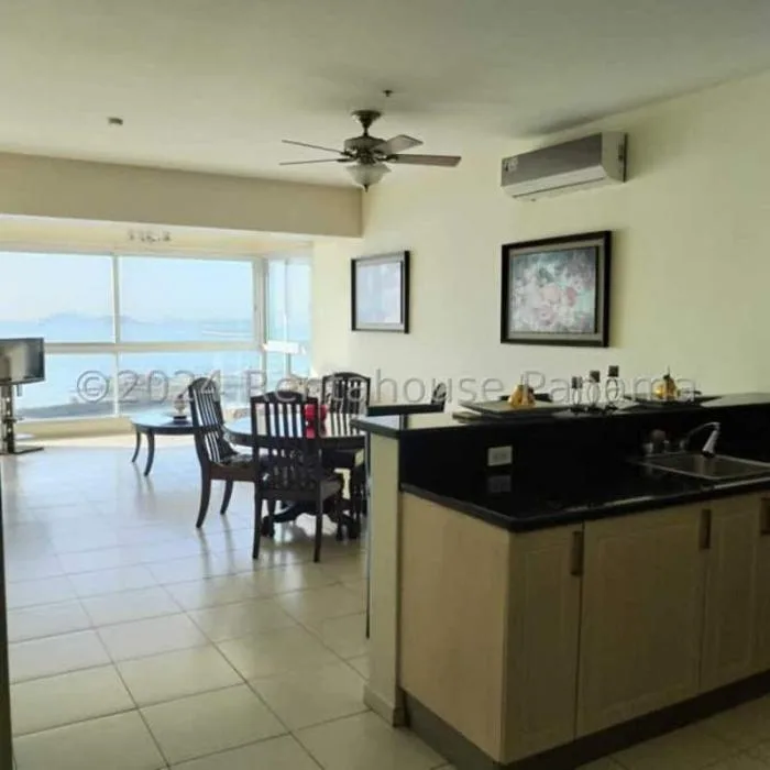 Vista marina Avenida Balboa 1 habitacion — 3