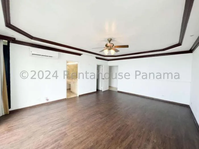 Apartamento en Miramar Avenida Balboa en venta — 4
