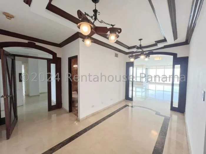 Apartamento en Miramar Avenida Balboa en venta — 5