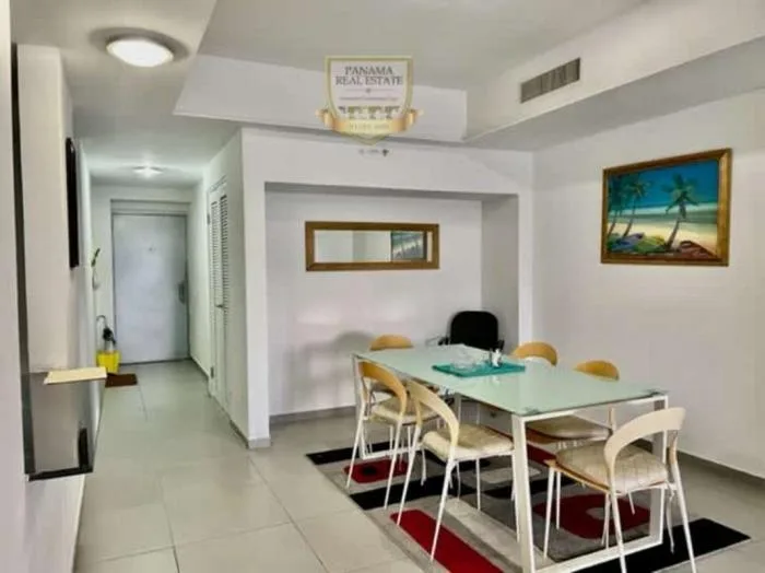 Yacht club tower Avenida Balboa 2 bedrooms