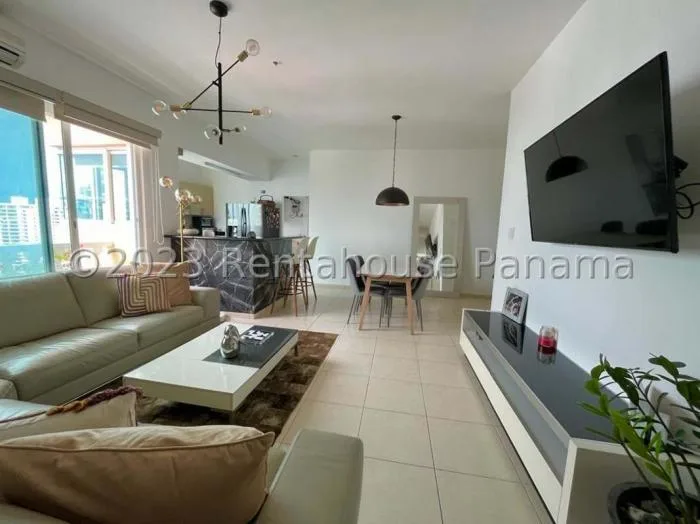 Apartamento en venta en Vista marina de 2 habitaciones — 2