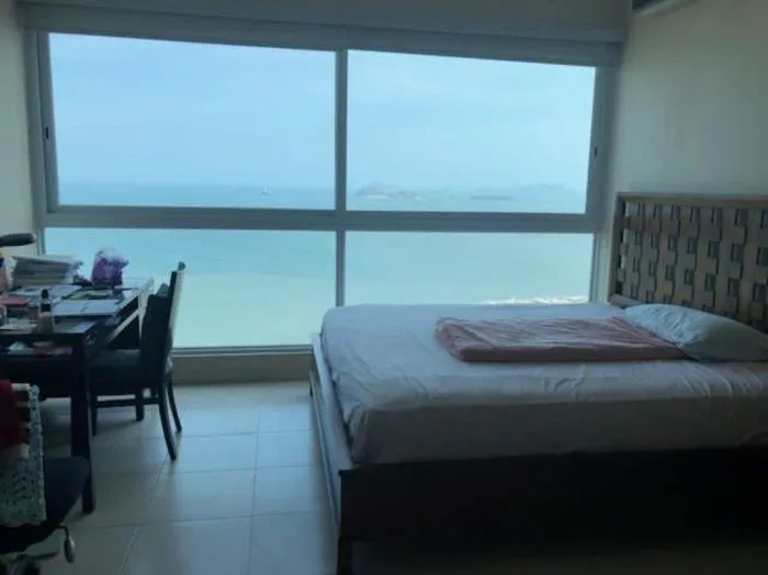 Apartamento en venta en Vista marina de 1 habitacion — 4