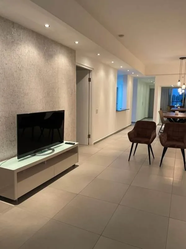Yacht club tower Avenida Balboa 2 habitaciones — 5