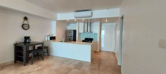 Yoo Avenida Balboa 1 habitacion — 3