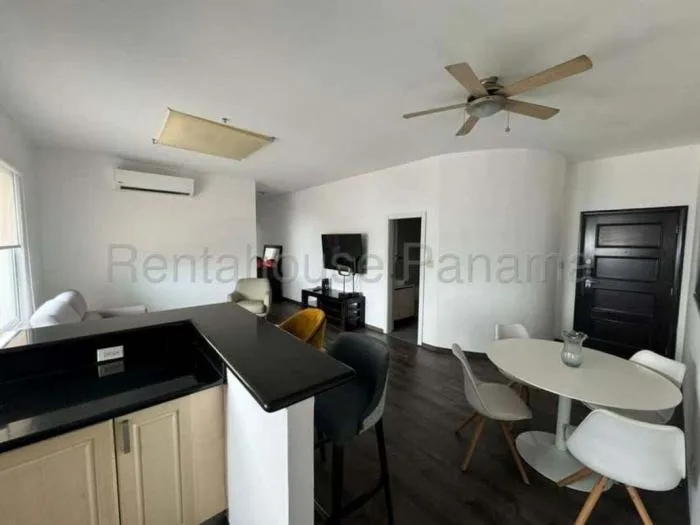 Apartamento en Vista marina de 2 habitaciones en alquiler — 3