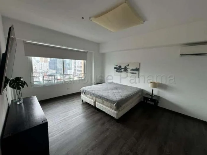 Apartamento en Vista marina de 2 habitaciones en alquiler — 4
