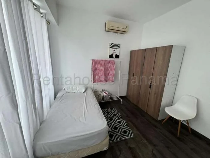 Apartamento en Vista marina de 2 habitaciones en alquiler — 5