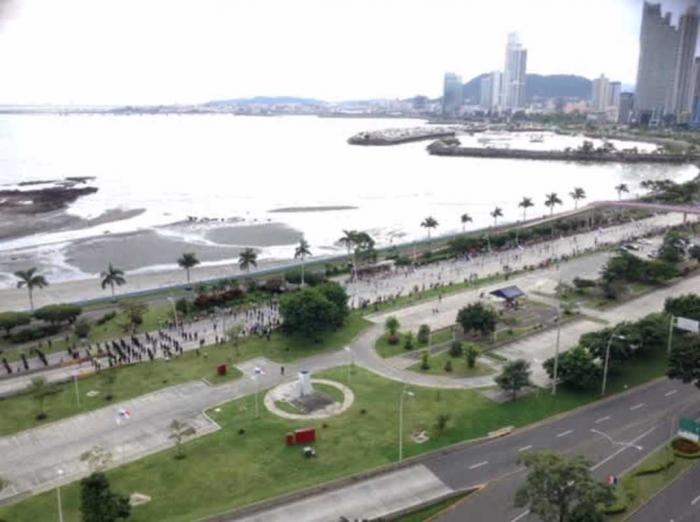 Apartamento en alquiler en Grand bay tower de 1 habitacion