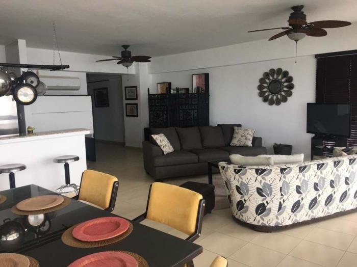 Apartamento en alquiler en Grand bay tower de 1 habitacion
