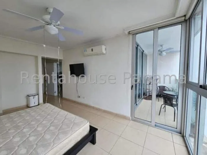 Apartamento en Waters on the bay de 2 habitaciones en alquiler — 4