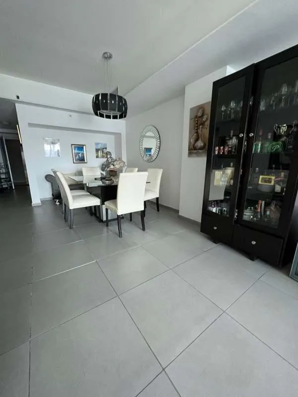 Apartamento en venta en Yacht club de 2 habitaciones — 5