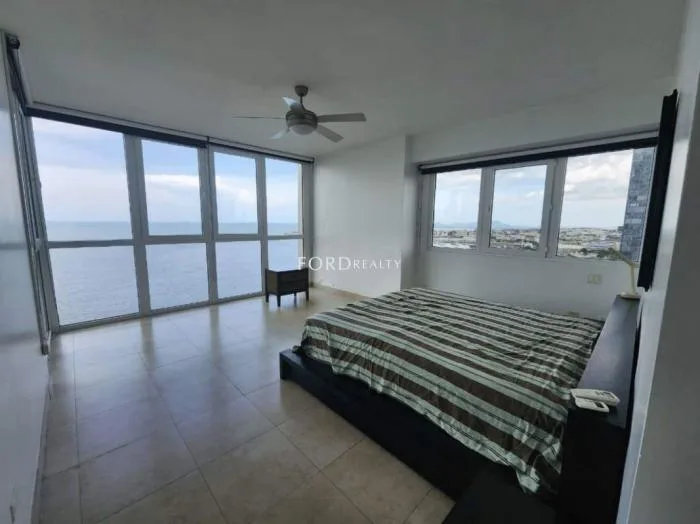 Venta de apartamento en H2o on the ocean 3 recamaras — 2