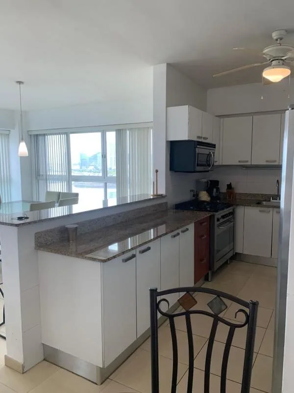 Grand bay tower Avenida Balboa Panama en alquiler — 5