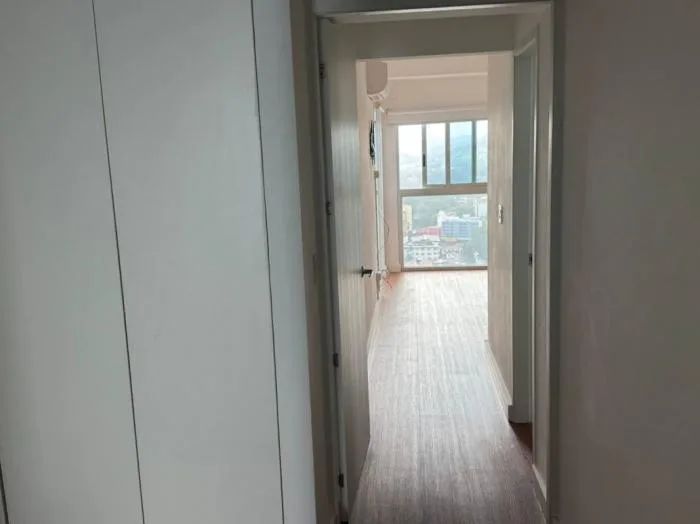 White tower Avenida Balboa 3 habitaciones — 3