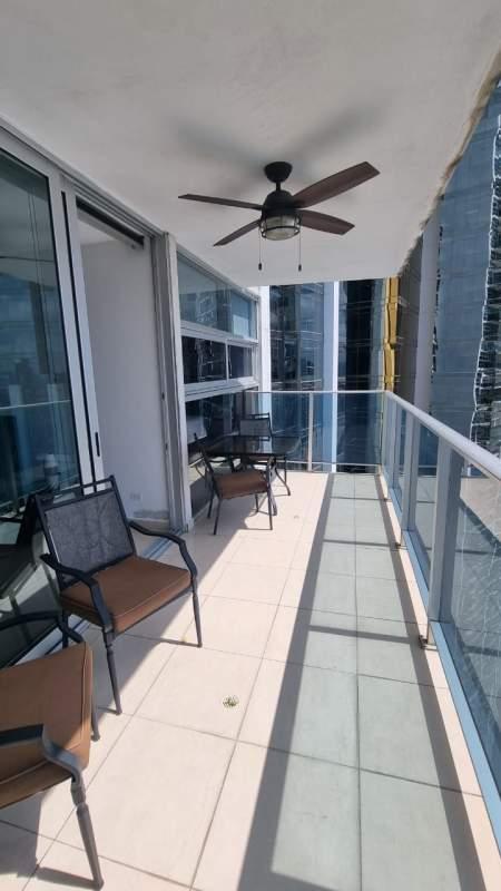Alquiler de apartamento en Waters on the bay 2 recamaras