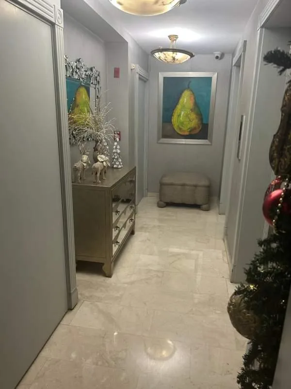 Apartamento en Condesa princesa de 3 habitaciones en venta — 3