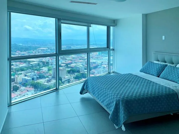 Yacht club tower 3 recamaras en venta — 3