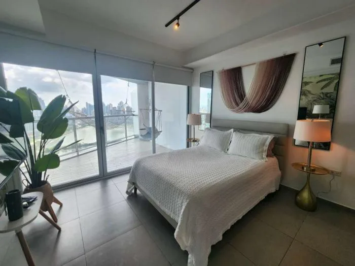 Yacht club tower Cinta costera 1 habitacion — 3