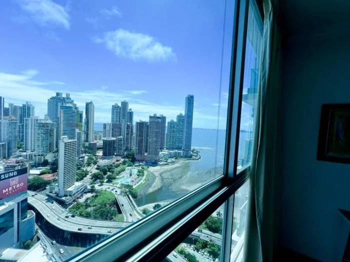 Grand bay tower Avenida Balboa 1 habitacion — 2