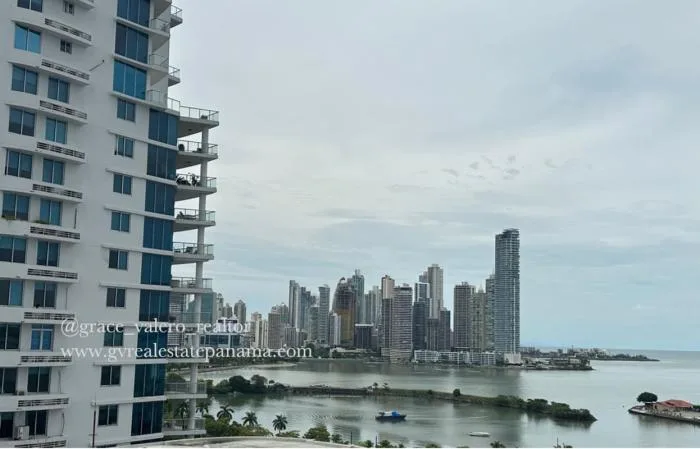 Yacht club tower Cinta costera 1 habitacion — 3