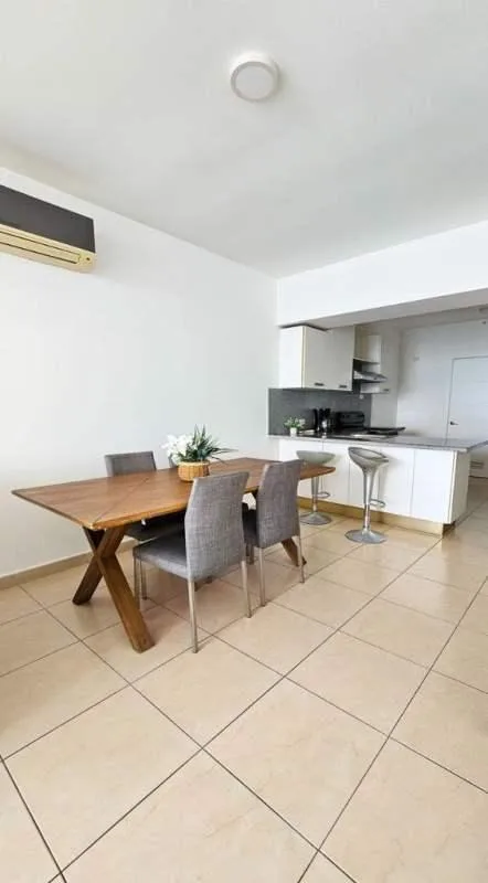 White 2 habitaciones en alquiler — 4