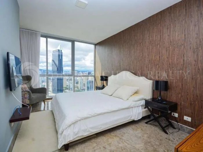 Alquiler de apartamento en Yoo 1 habitacion — 4