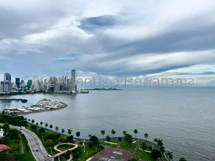Rivage Avenida Balboa Panama en alquiler — 2