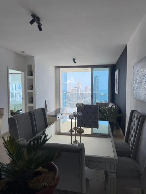 Apartamento en alquiler en White tower de 3 recamaras — 3