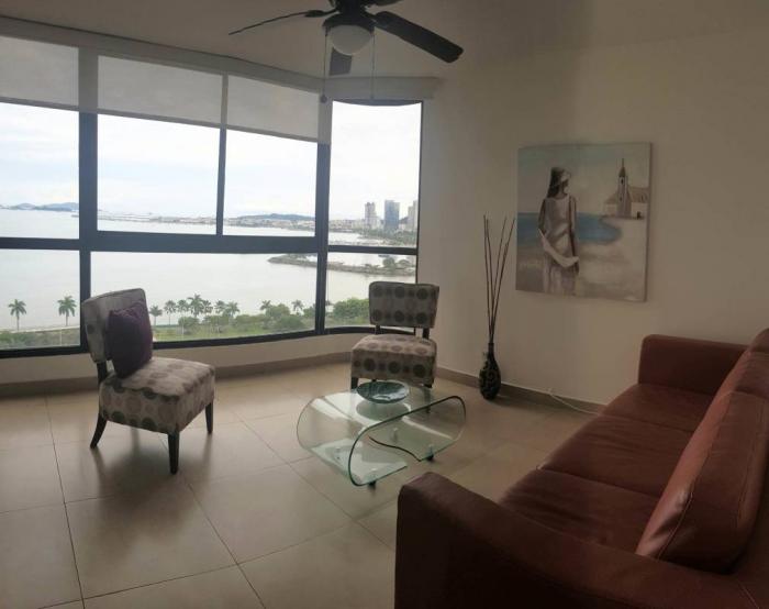 Coral reef Avenida Balboa Panama en alquiler