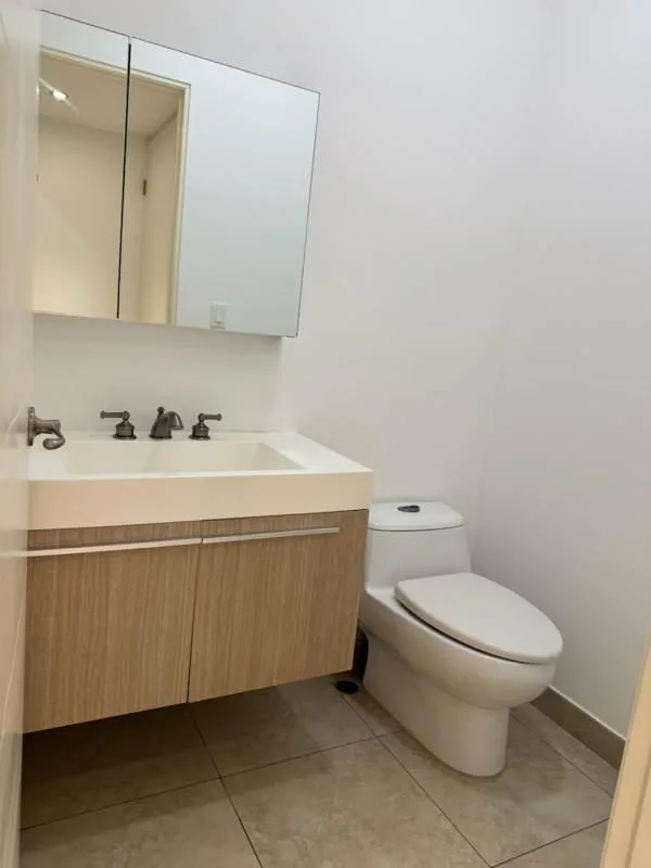 Apartamento en H2o on the ocean de 2 recamaras en alquiler