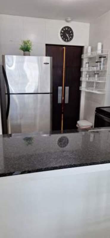 Bayfront tower 2 bedrooms for rent