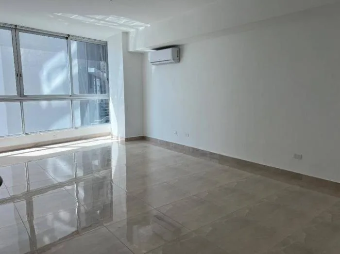 Apartamento en alquiler en Grand bay tower de 1 habitacion — 4