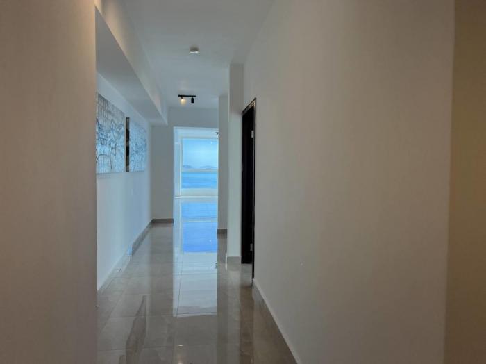 Apartment for rent in grand bay tower with 1 bedroom