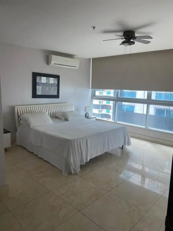 Apartamento en alquiler en Vista marina de 2 habitaciones — 2