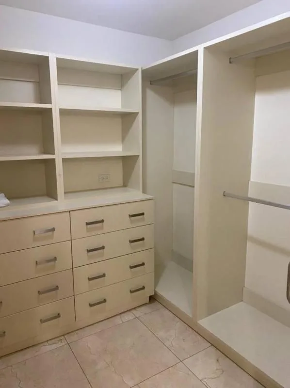 Apartamento en alquiler en Vista marina de 2 habitaciones — 4
