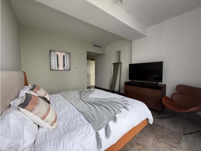 Yoo panama furnished for rent