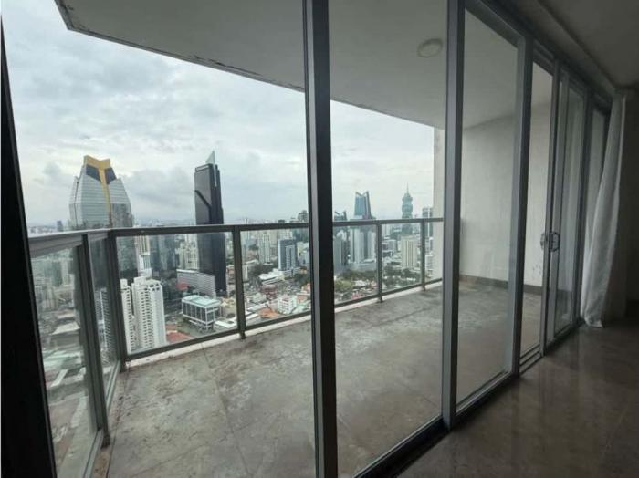 Apartamento en alquiler en Yoo panama de 1 habitacion