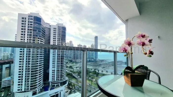 Apartamento en Bayfront de 2 habitaciones en alquiler — 4