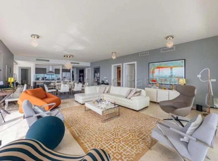 Apartamento en Yoo Avenida Balboa en venta — 2