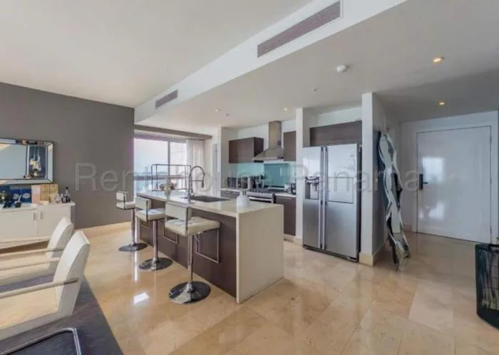 Apartamento en Yoo Avenida Balboa en venta — 3