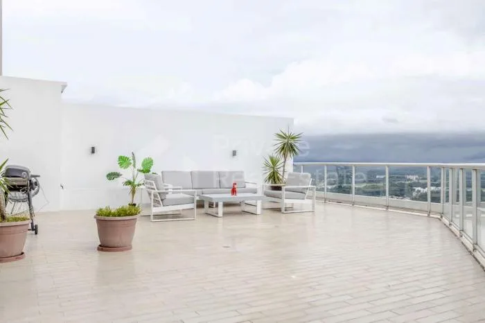 Yacht club Avenida Balboa 2 habitaciones — 4