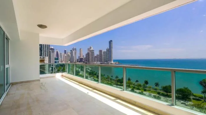 Apartamento en Vista marina de 3 habitaciones en venta — 3