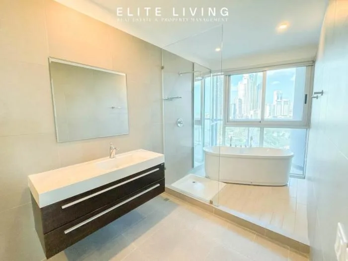 Apartamento en venta en Yacht club tower de 2 recamaras — 2