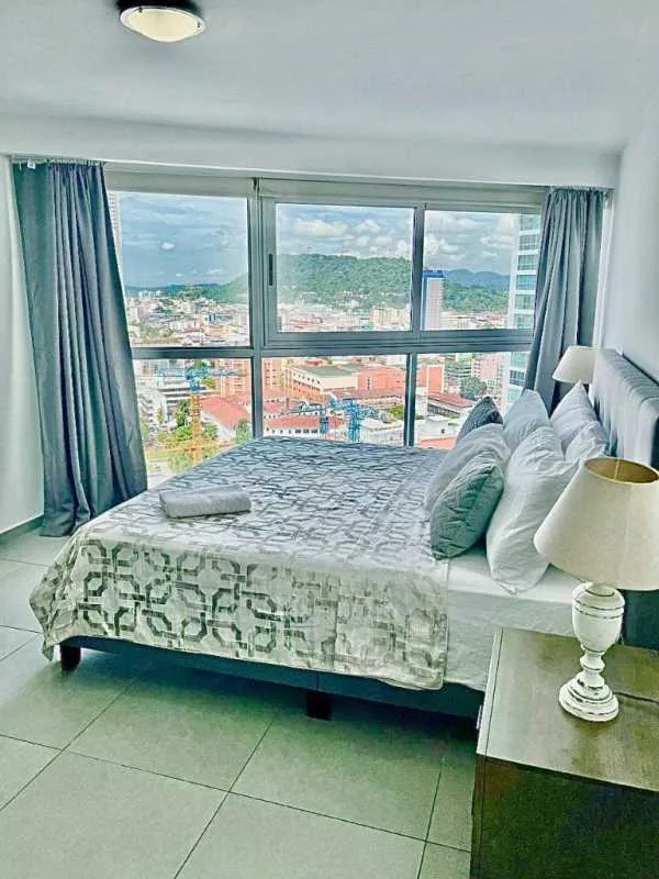 Alquiler de apartamento en Yacht club 3 habitaciones — 4
