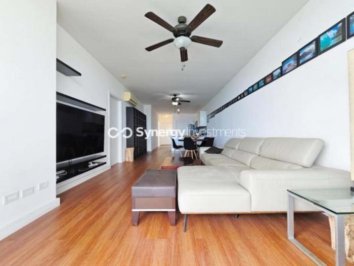 Apartamento en white de 2 recamaras en alquiler