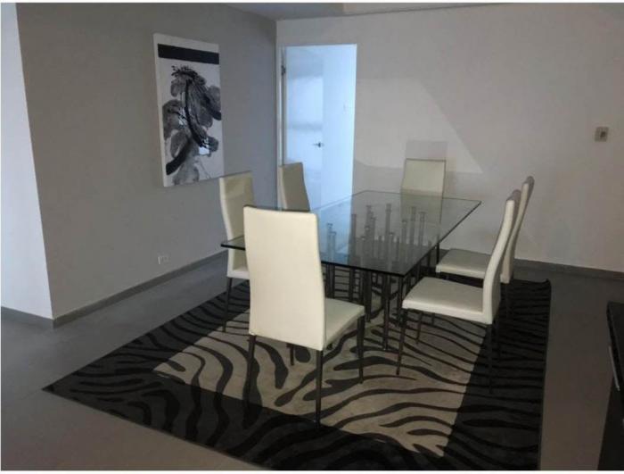 Yacht club tower Balboa Avenue 3 bedrooms