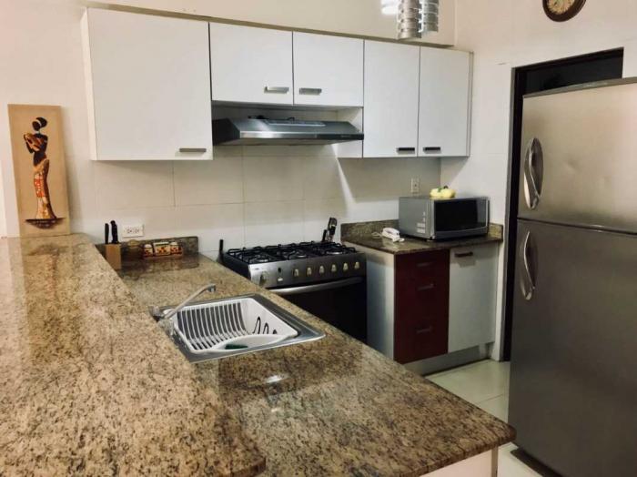 Alquiler de apartamento en grand bay 2 recamaras